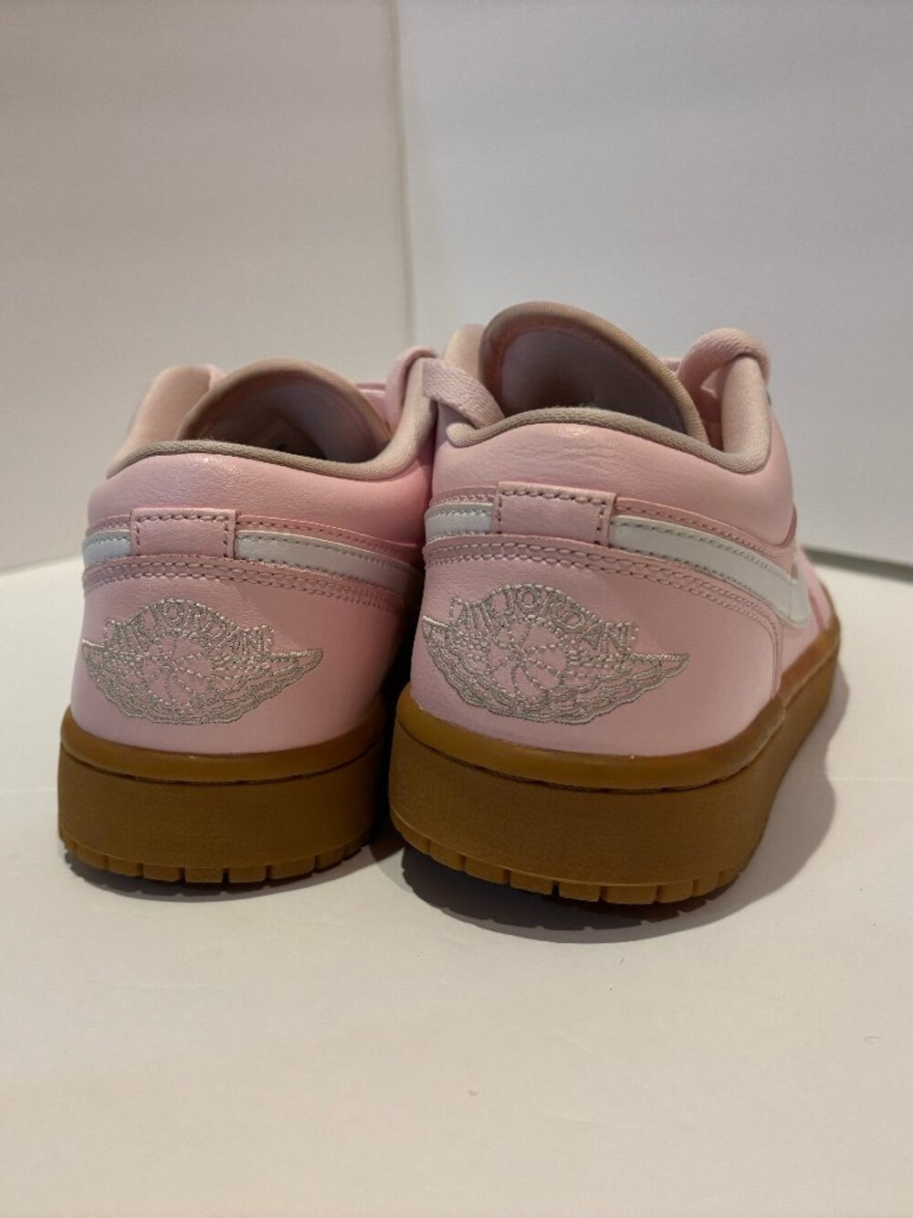 Jordan 1 Low Arctic Pink Gum (Women's)